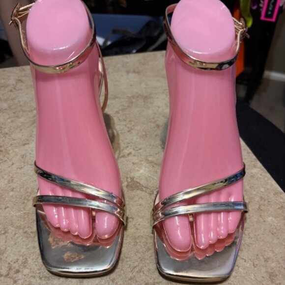 Women's Gold Heeled Sandals Dressy Square Open Toe Strappy High Heels SZ 7.5 - Picture 2 of 12